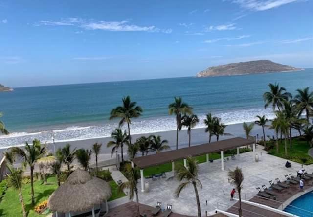 Camino Al Mar "Departamento En Playa" Apartment Mazatlan Luaran gambar